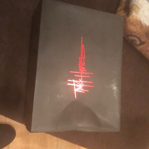 JORDAN 5 BLACK GRAPE 2013 PRE OWNED REP BOX - Picture 5 of 6